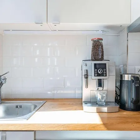Apartment La Bright ~ Cosy ~ Concerts ~ Stadium *